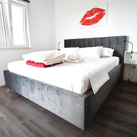 Гостевой дом Icy Дубровник