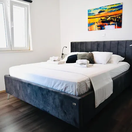 Icy 3* Дубровник