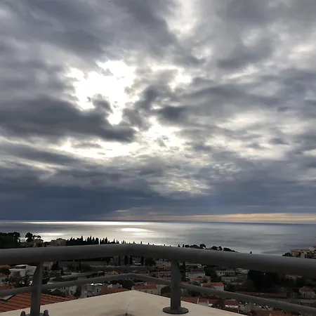 Гостевой дом Icy 3*