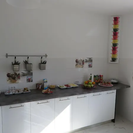 Icy Guest house 3*
