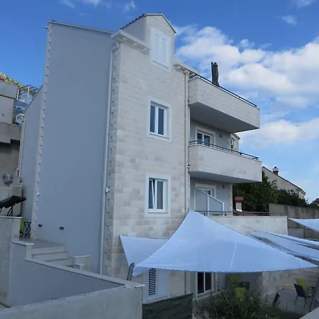 Гостевой дом Icy 3*