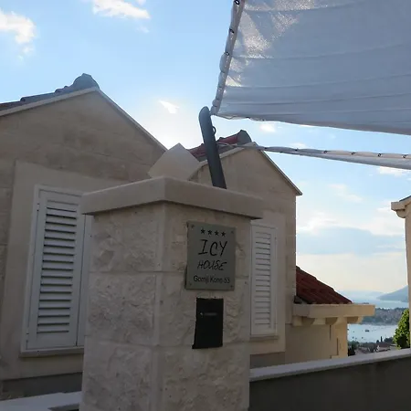 Icy Guest house 3*