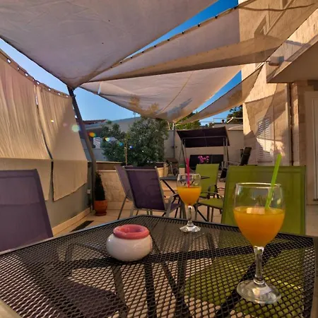 Icy Гостевой дом