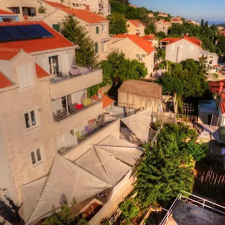 Icy Гостевой дом