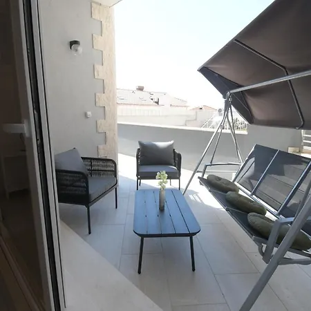 Icy Guest house 3*